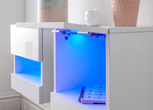 GALWHBWWG-Galicia-Bedside-Pair-White-Jul21-DTL-04