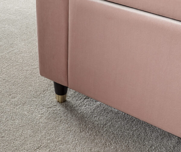 GENWINBLP-Genoa-Window-Seat-Plush-Blush-Pink-Sep20-DTL-05