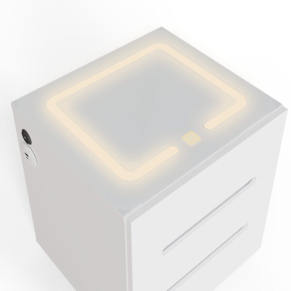 RIL3DBWHT-RILEY BEDSIDE-05-25-CO03 (1)