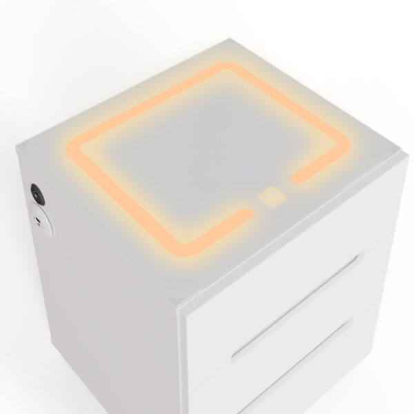 RIL3DBWHT-RILEY BEDSIDE-05-25-CO05